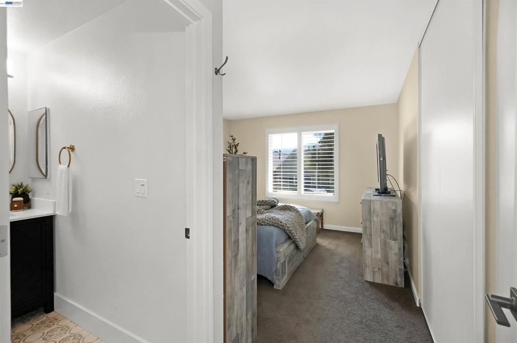 Image 29 of property listing at 200 Reflections Dr 23, San Ramon, CA 94583