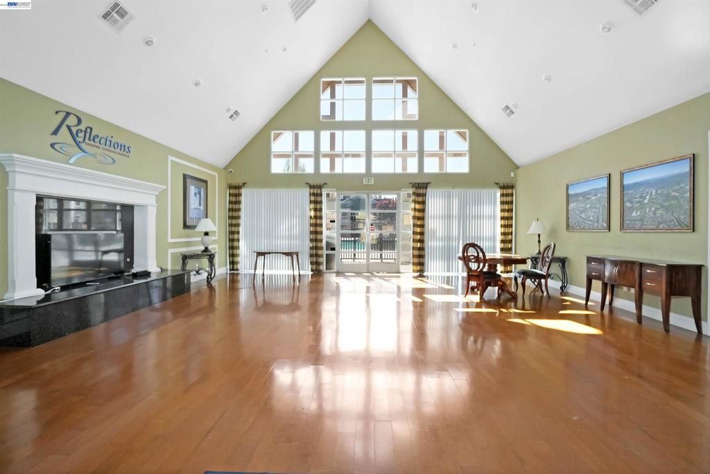 Image 48 of property listing at 200 Reflections Dr 23, San Ramon, CA 94583