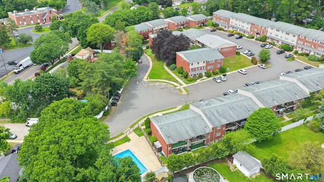 50 Greenhouse Road 41D, Bridgeport, CT 06606