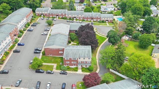 50 Greenhouse Road 41D, Bridgeport, CT 06606