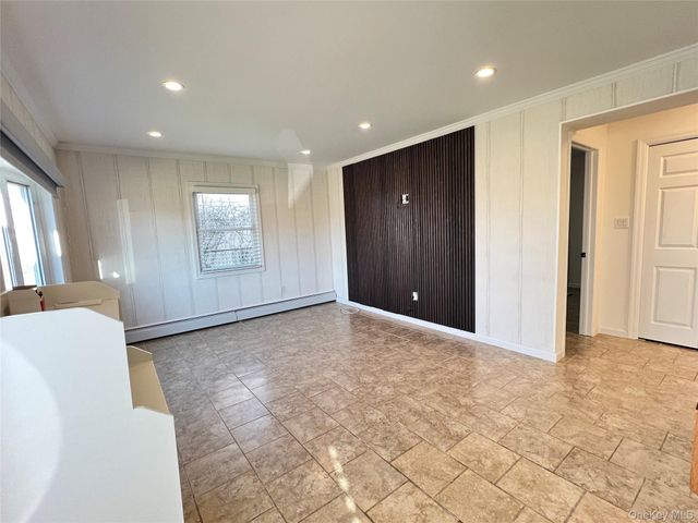 137 Center Lane, Levittown, NY 11756