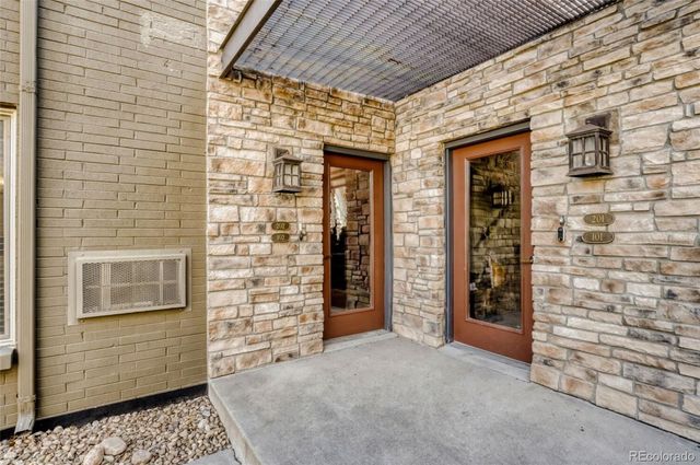 920 Eudora Street 102, Denver, CO 80220