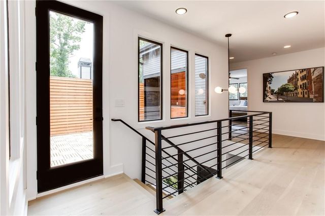 1268 Arkwright Place SE, Atlanta, GA 30317