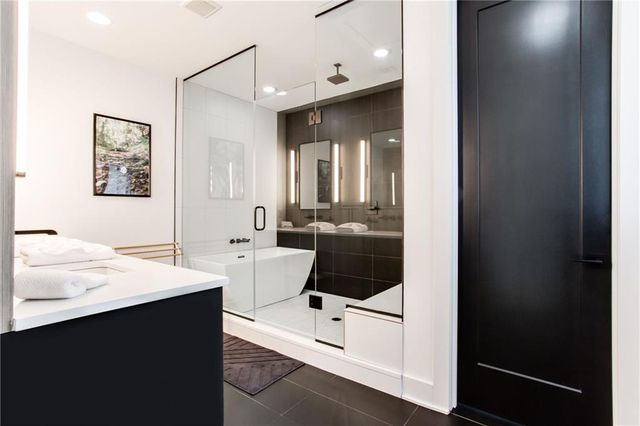 1268 Arkwright Place SE, Atlanta, GA 30317