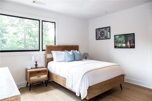 1268 Arkwright Place SE, Atlanta, GA 30317