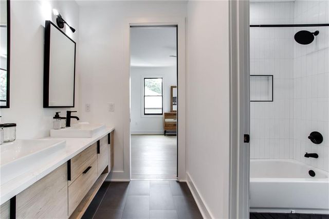 1268 Arkwright Place SE, Atlanta, GA 30317
