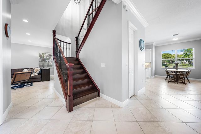 8867 Starhaven Cove, Boynton Beach, FL 33473