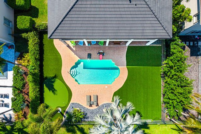 8867 Starhaven Cove, Boynton Beach, FL 33473