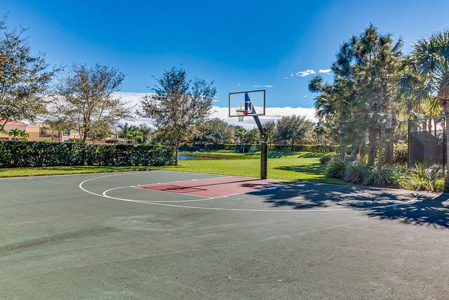 8867 Starhaven Cove, Boynton Beach, FL 33473