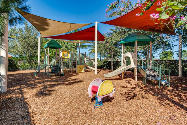 8867 Starhaven Cove, Boynton Beach, FL 33473