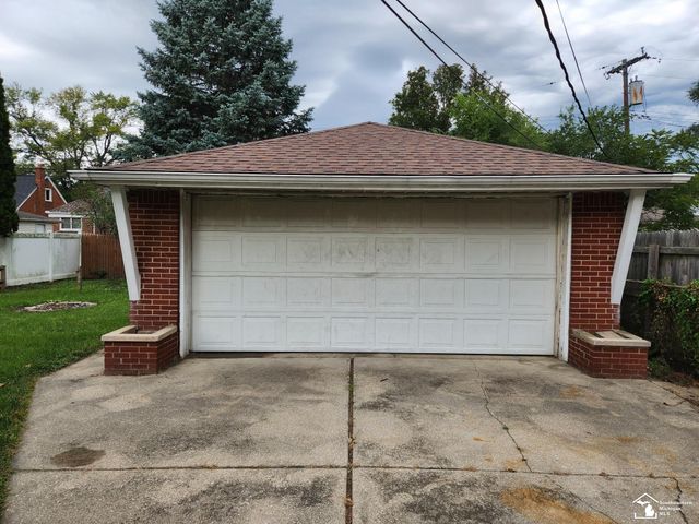 7520 Harding Street, Taylor, MI 48180