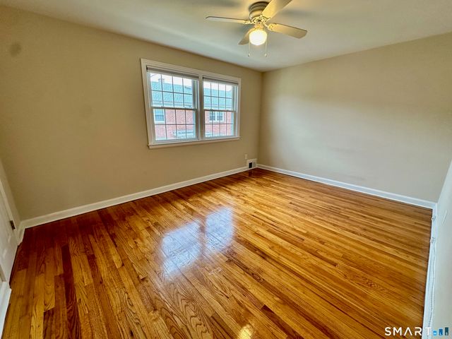 1160 Whitney Avenue E, Hamden, CT 06517