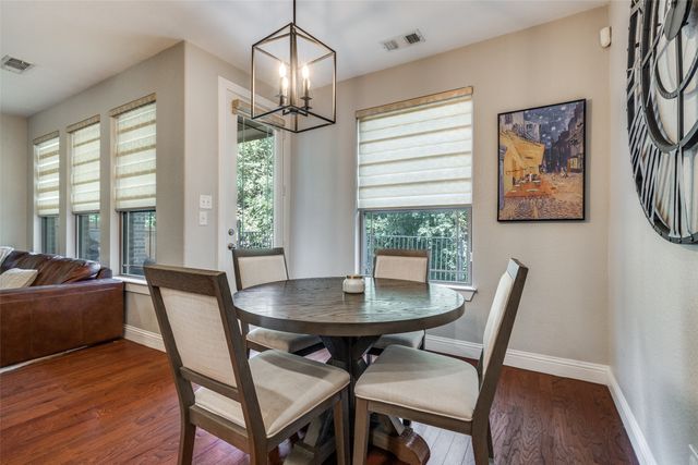 1011 Brook Hollow Drive, Euless, TX 76039