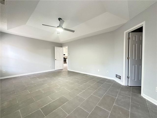 510 Heathgate Drive, Lawrenceville, GA 30044