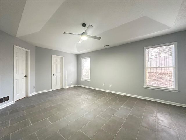 510 Heathgate Drive, Lawrenceville, GA 30044