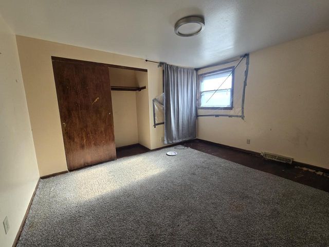 5822 N 92nd STREET, Milwaukee, WI 53225