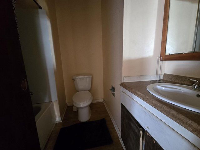 5822 N 92nd STREET, Milwaukee, WI 53225