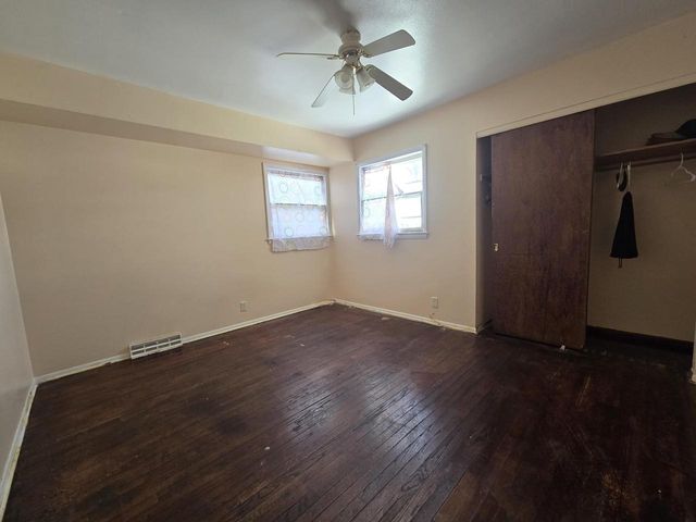 5822 N 92nd STREET, Milwaukee, WI 53225