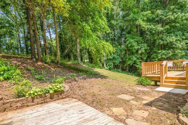 232 Barrett Springs Way, Canton, GA 30115