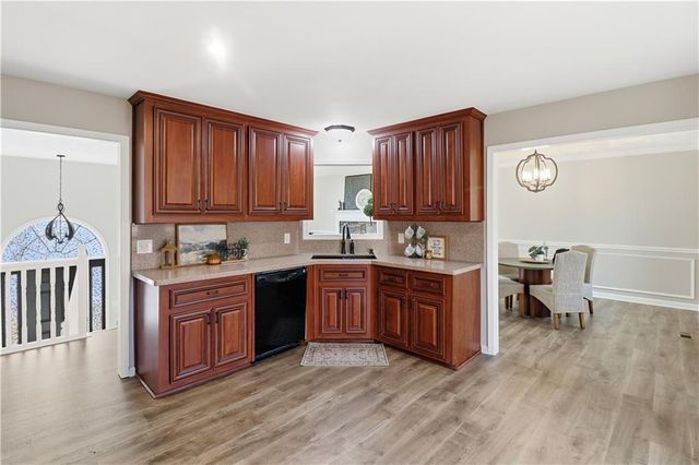 232 Barrett Springs Way, Canton, GA 30115