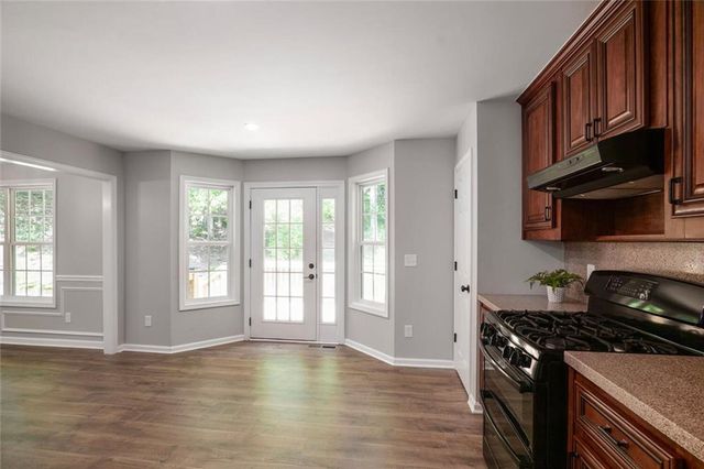 232 Barrett Springs Way, Canton, GA 30115