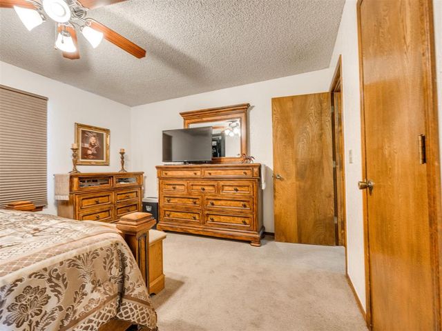 8201 Canna Lane, Oklahoma City, OK 73132
