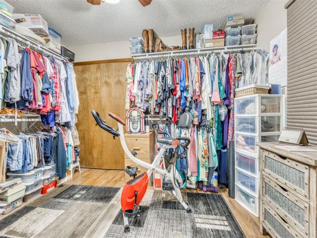8201 Canna Lane, Oklahoma City, OK 73132