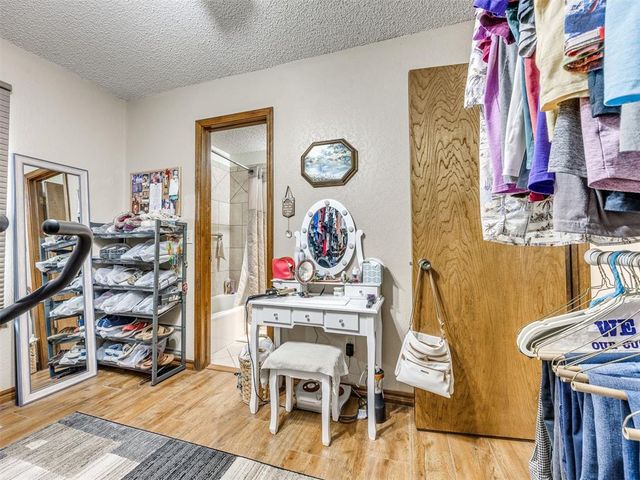 8201 Canna Lane, Oklahoma City, OK 73132