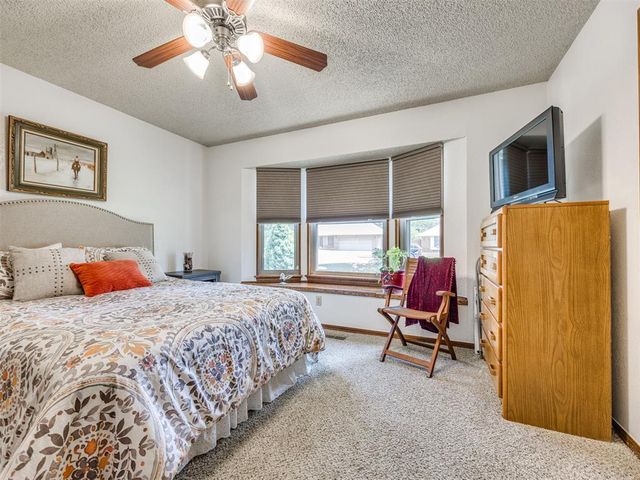 8201 Canna Lane, Oklahoma City, OK 73132