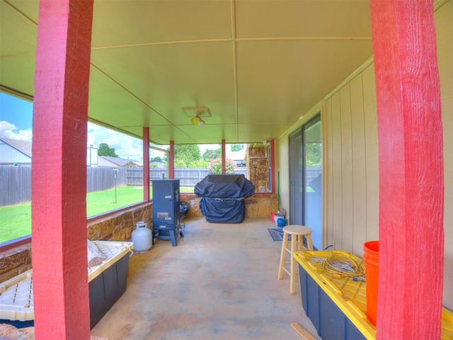 8201 Canna Lane, Oklahoma City, OK 73132