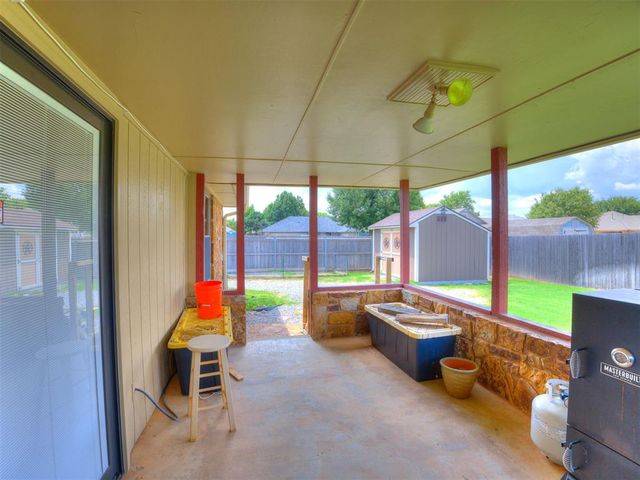 8201 Canna Lane, Oklahoma City, OK 73132