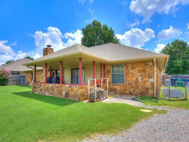8201 Canna Lane, Oklahoma City, OK 73132