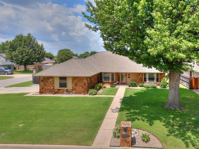 8201 Canna Lane, Oklahoma City, OK 73132