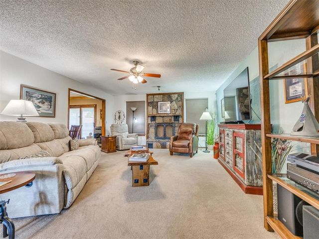 8201 Canna Lane, Oklahoma City, OK 73132