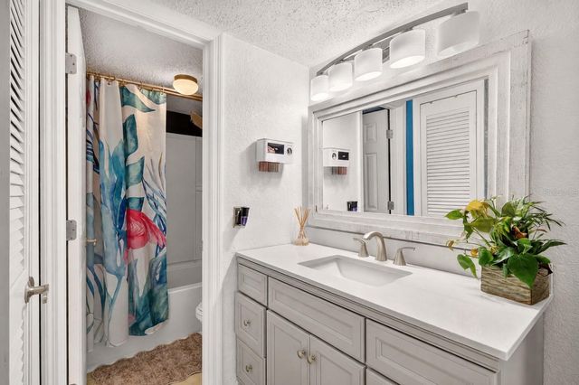 1810 NW 23RD BOULEVARD 230A, Gainesville, FL 32605