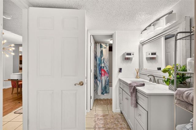1810 NW 23RD BOULEVARD 230A, Gainesville, FL 32605