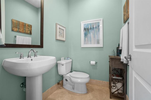 72 NW Chaucer Lane, Boca Raton, FL 33432