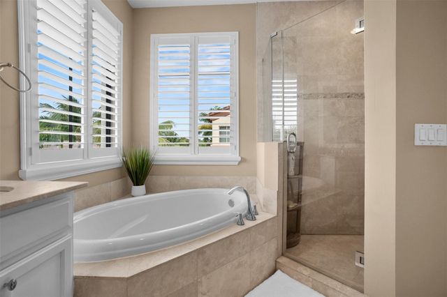 72 NW Chaucer Lane, Boca Raton, FL 33432