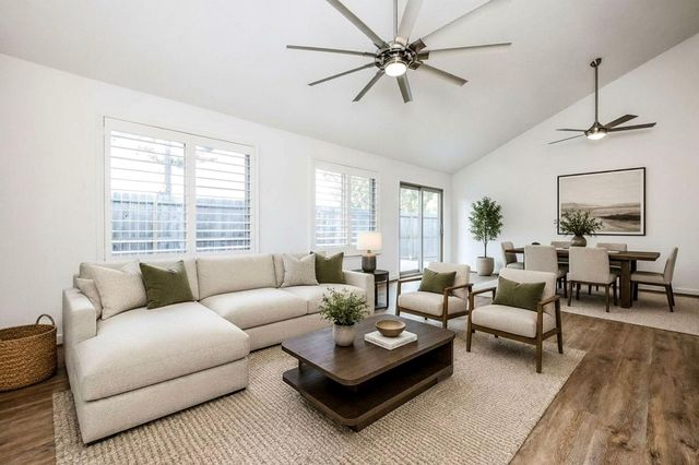 12730 Ridgelow Lane, Houston, TX 77070