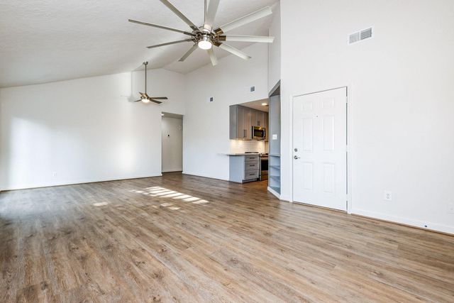 12730 Ridgelow Lane, Houston, TX 77070