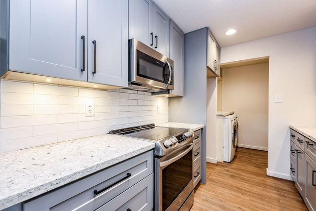 12730 Ridgelow Lane, Houston, TX 77070