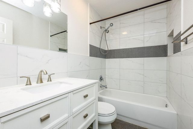 12730 Ridgelow Lane, Houston, TX 77070