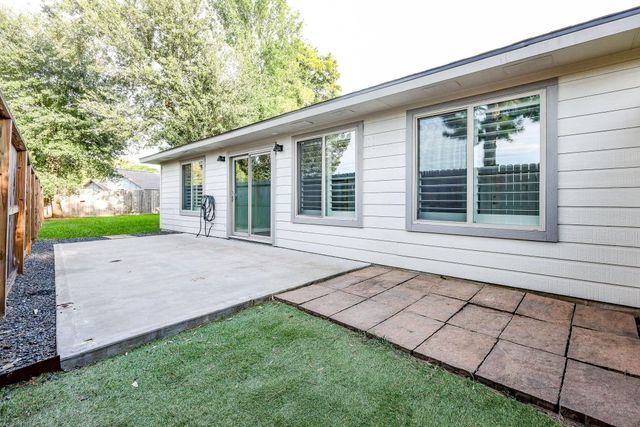 12730 Ridgelow Lane, Houston, TX 77070