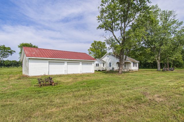 3568 Arbor Hill Rd, Petersburg, TN 37144
