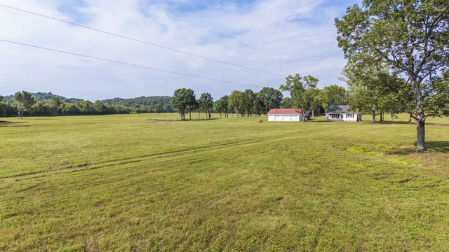 3568 Arbor Hill Rd, Petersburg, TN 37144