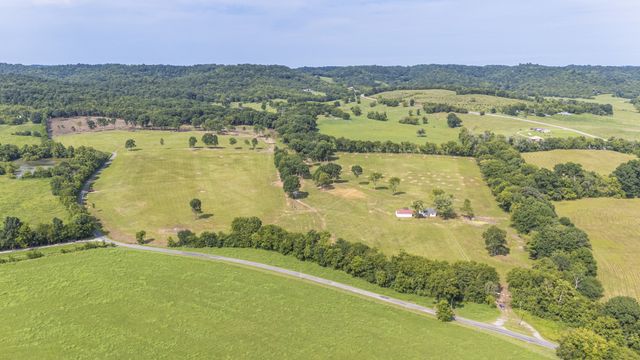 3568 Arbor Hill Rd, Petersburg, TN 37144