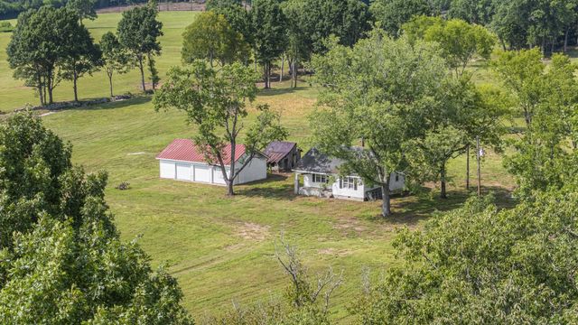 3568 Arbor Hill Rd, Petersburg, TN 37144