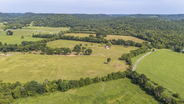 3568 Arbor Hill Rd, Petersburg, TN 37144