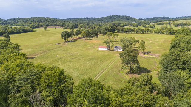 3568 Arbor Hill Rd, Petersburg, TN 37144
