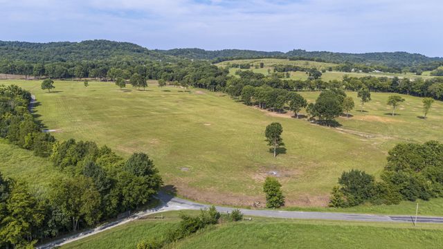 3568 Arbor Hill Rd, Petersburg, TN 37144